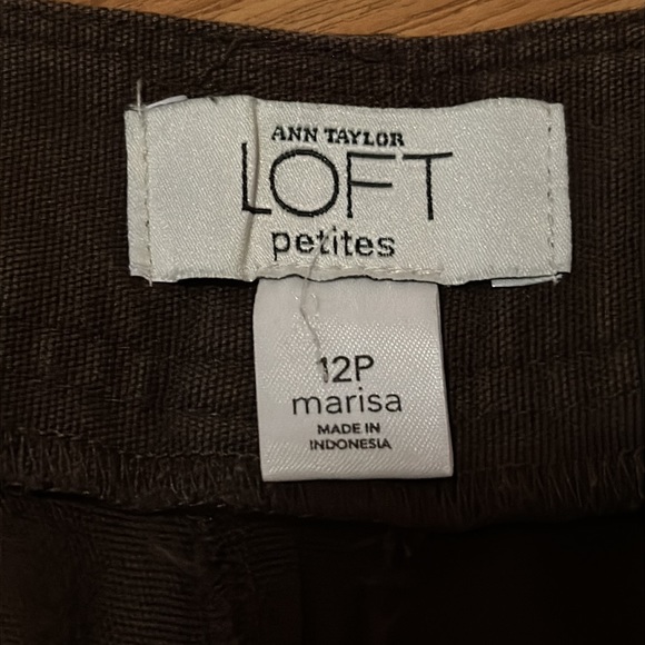 Ann Taylor Loft Petites Capris - Picture 4 of 6
